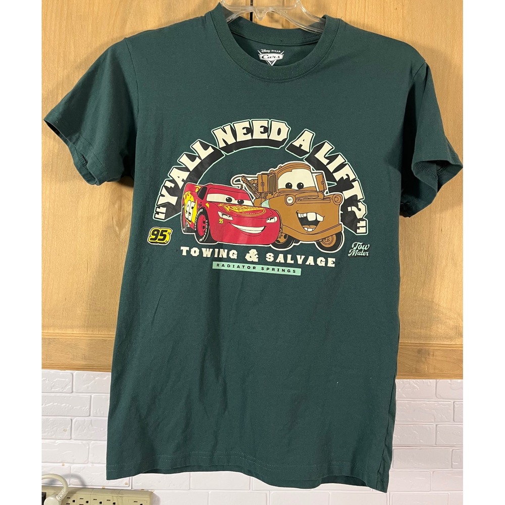 Disney Pixar Cars T-Shirt Mens Small Green‎ Tow Mater Lightning McQueen